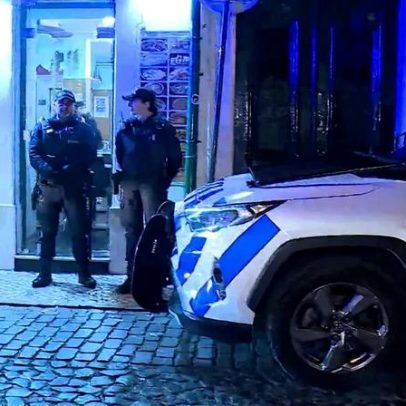 Moradores de zona de tráfico em Lisboa entregam computador à PSP