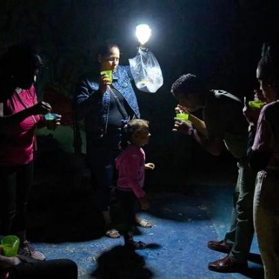 Colapso da rede elétrica em Cuba deixa milhões de cubanos sem energia