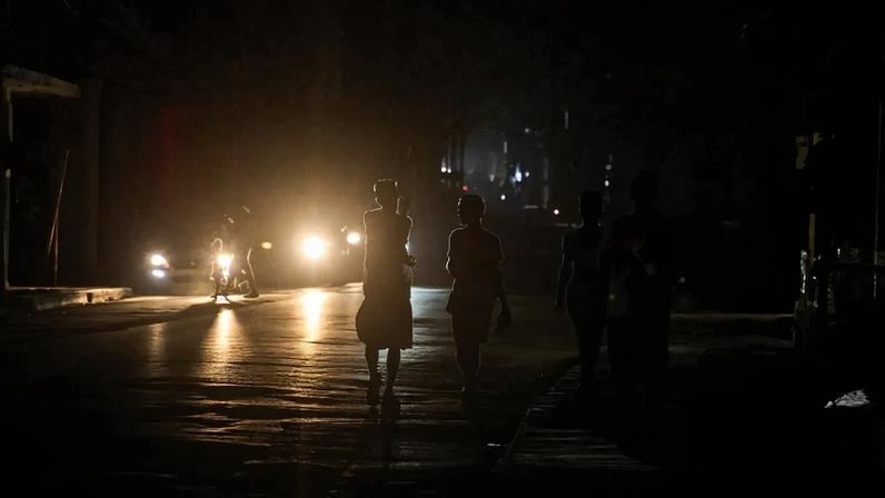 Cuba restaura gradualmente fornecimento de eletricidade após apagão