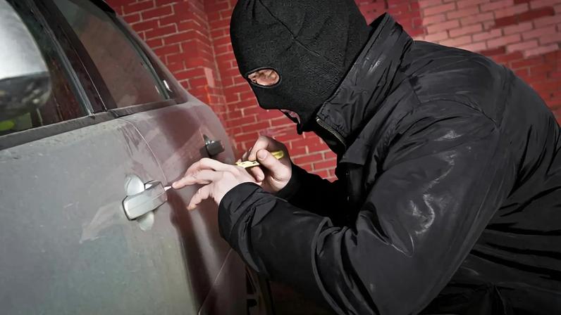 Viatura furtada foi recuperada por militares da GNR do posto da Malveira