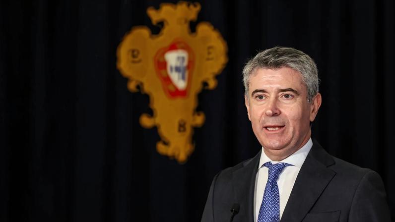 Carneiro adianta conversa com Montenegro nas próximas horas sobre órgãos externos