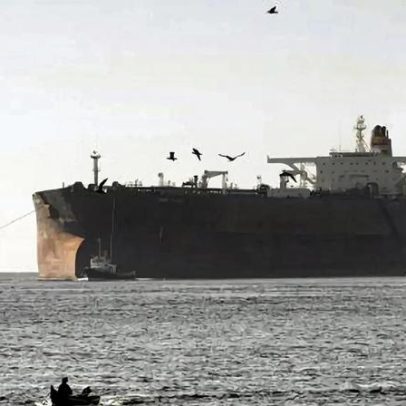Petroleiro russo sancionado aproxima-se de Cuba apesar do bloqueio dos EUA