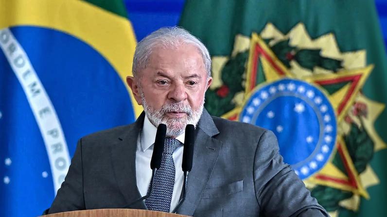 Brasil anuncia investimentos em refinação durante crise energética mundial