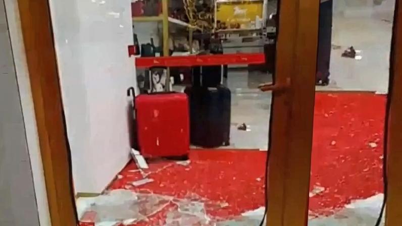 Dois detidos após série de assaltos a loja Cavalinho em Lourosa