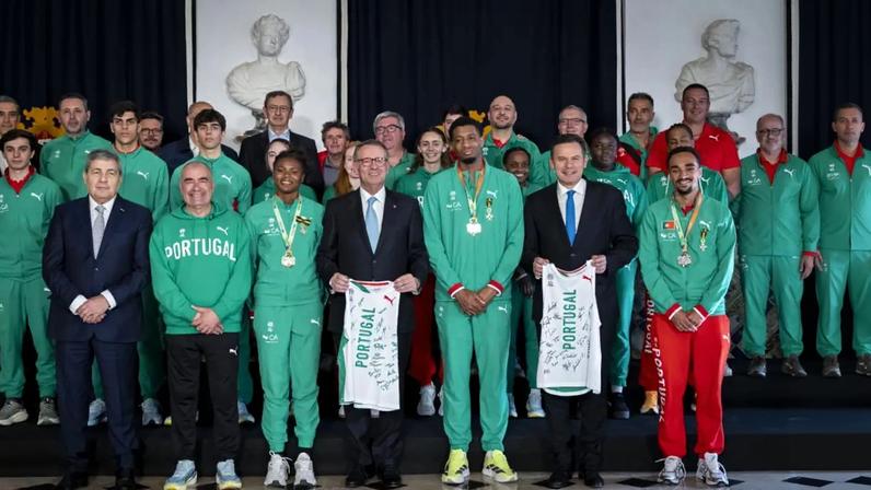 Presidente da República condecorou medalhados dos Mundiais de pista coberta