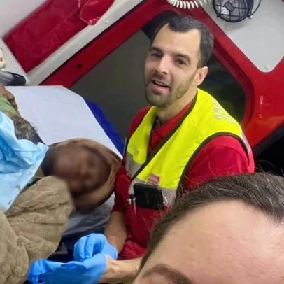 Bebé nasce em ambulância dos bombeiros de Camarate