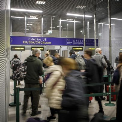 Rastreios à tuberculose de migrantes nas fronteiras — avaliação de impactos