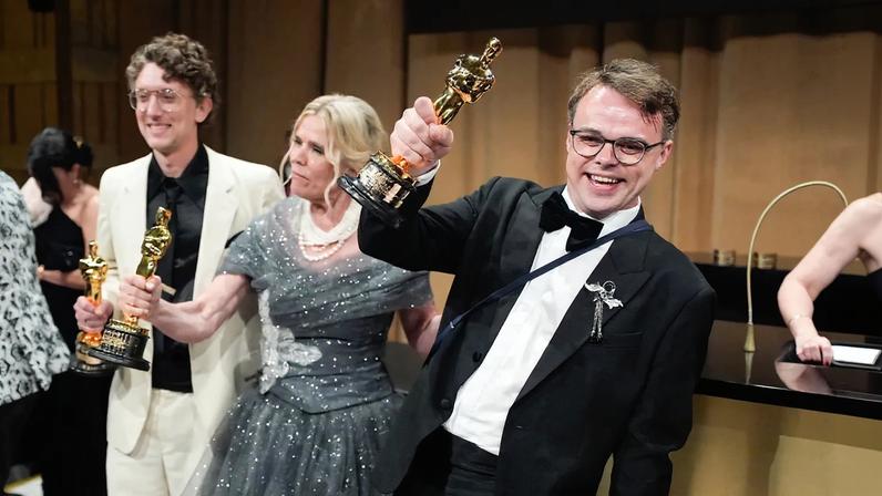 Rússia atribui estatuto de "agente estrangeiro" a cineasta vencedor do Óscar de Melhor Documentário