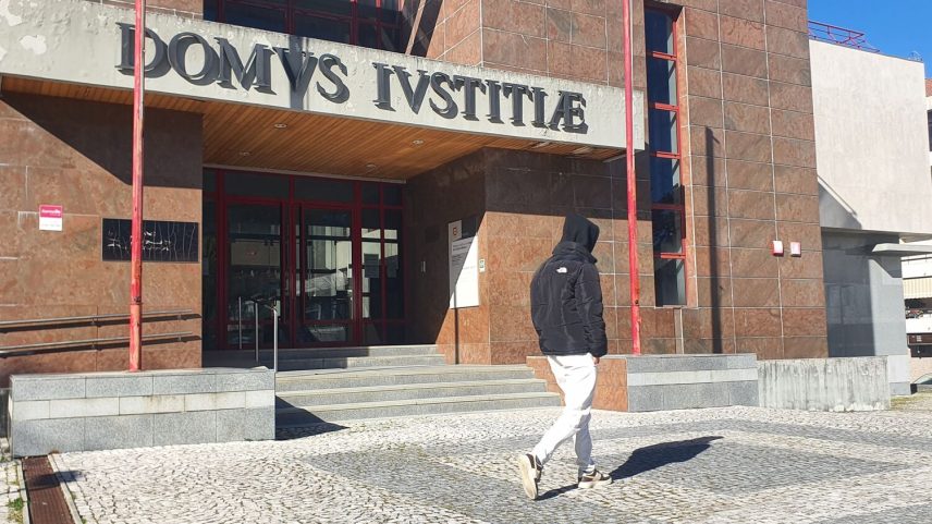 Suspeitos de sequestro e roubo ficam em liberdade