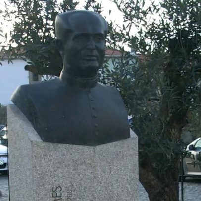 Busto do padre António Inácio Gomes furtado da igreja da Senhora do Porto