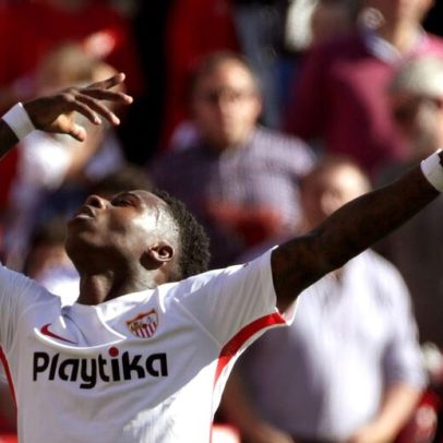 Quincy Promes admite ter esfaqueado o primo