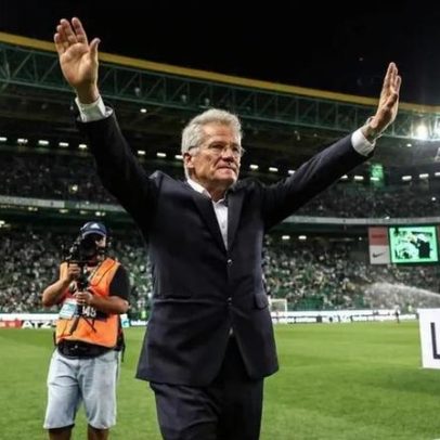 Sporting saúda Bölöni no 73.º aniversário