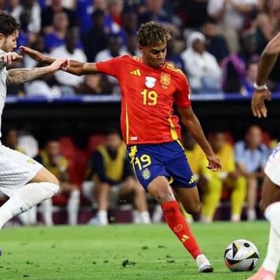 UEFA mantém preços dos bilhetes do Euro 2028, contraria tendência