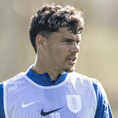 Maxi Araújo inicia 'Operação Arsenal' ao serviço da seleção uruguaia
