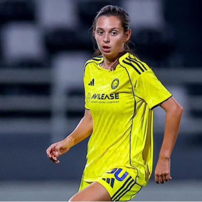 Al Nassr de Andreia Faria conquista a Liga Saudita e faz triplete