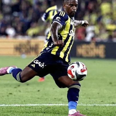 Nélson Semedo lesiona-se no Fenerbahçe e fica de fora da Seleção Nacional