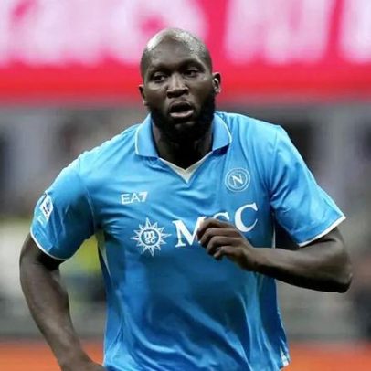 Napoli dá ultimato a Lukaku: se não regressar até terça, será afastado