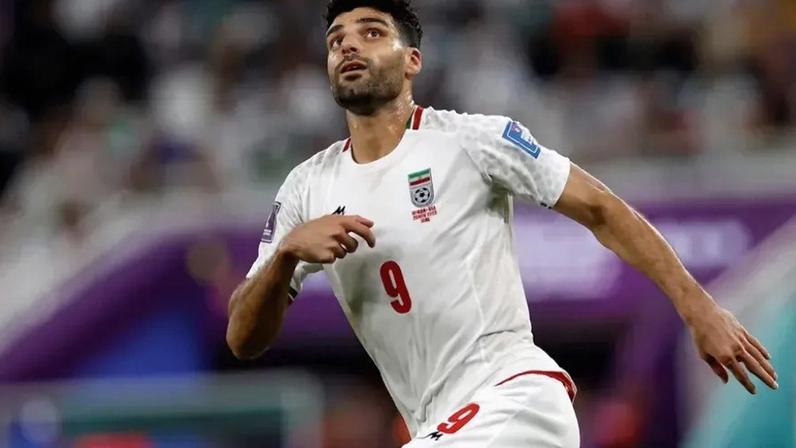 Empresário assegura que Taremi não deixará o Olympiacos para lutar pelo Irão