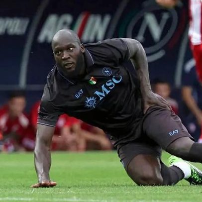 Nápoles castigará Lukaku e pode afastá-lo do plantel