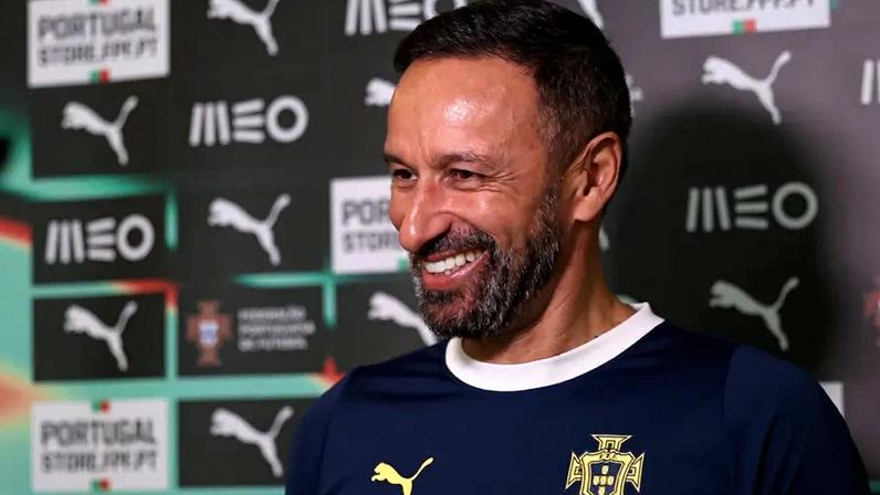 Bino Maçães celebra Anísio Cabral e ascensão de Matheus Mide no Porto