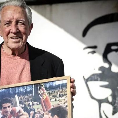 Há 65 anos, José Augusto foi levado em ombros num jogo na Dinamarca