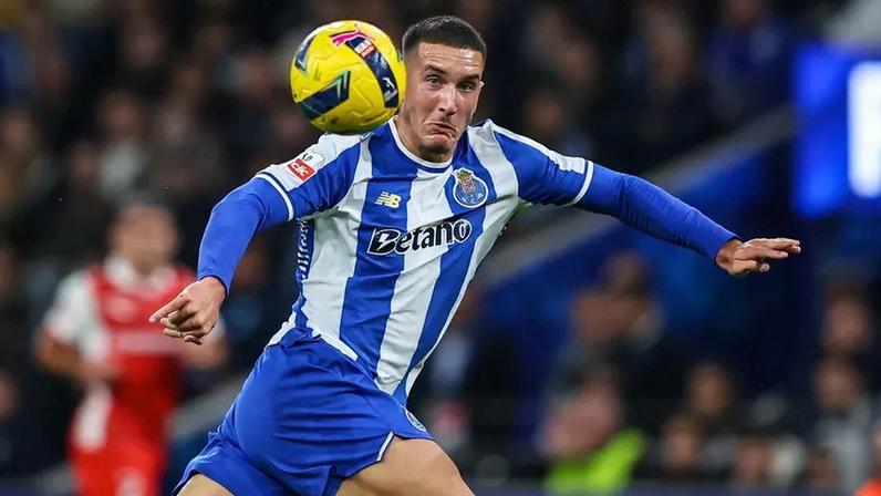 Défice ofensivo para superar