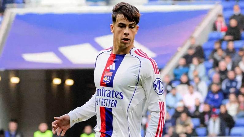 Afonso Moreira, Sulc e Fofana reforçam Lyon para receção ao Celta de Vigo