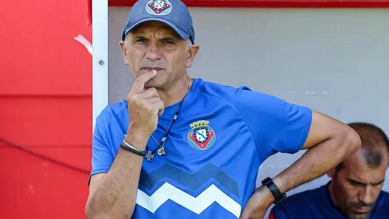 Má pontaria afunda o barco de Agostinho Bento