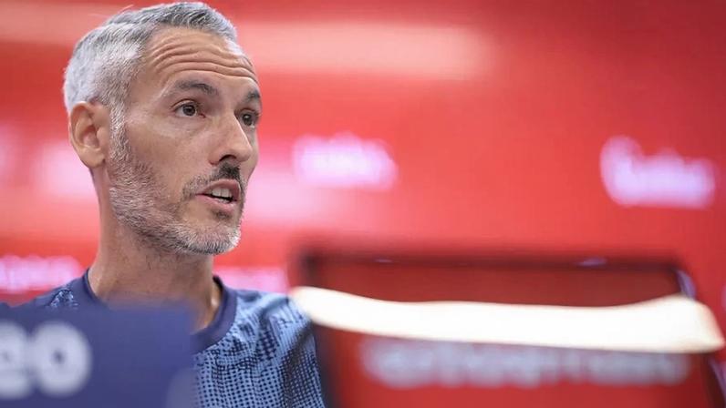 Carlos Vicens fez a antevisão ao jogo com o Sporting