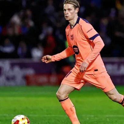 Koeman confirma tempo de paragem de Frenkie de Jong