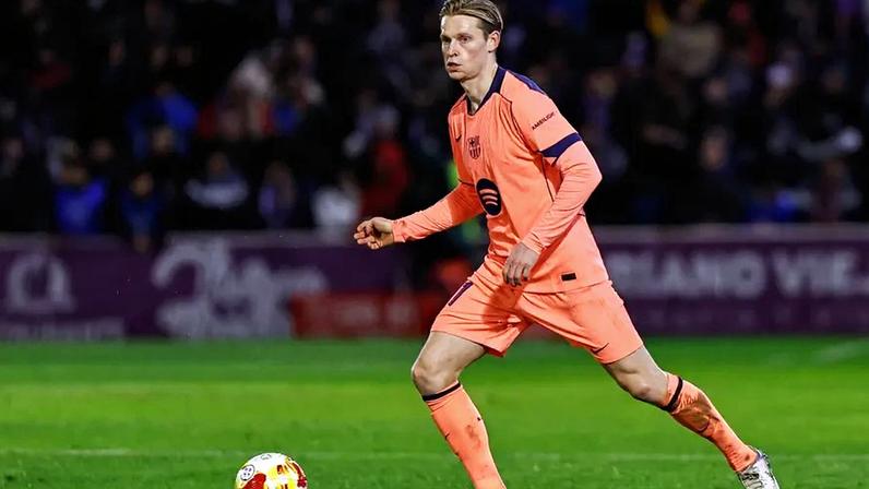 Frenkie de Jong vai ficar afastado dos relvados por seis semanas