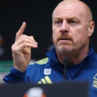 Dyche: negociações com Tottenham só se estiverem no pub a beber Guinness