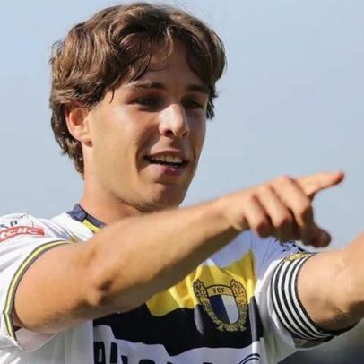 Gustavo Sá volta às opções