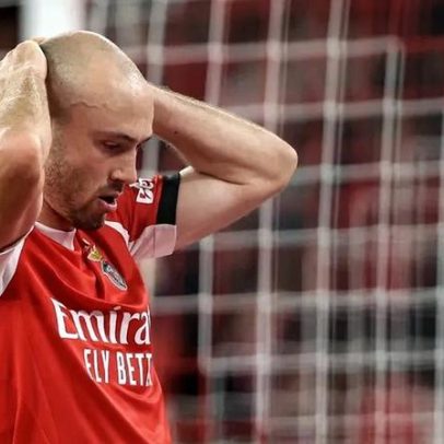 Fredrik Aursnes fica de fora do clássico contra o FC Porto