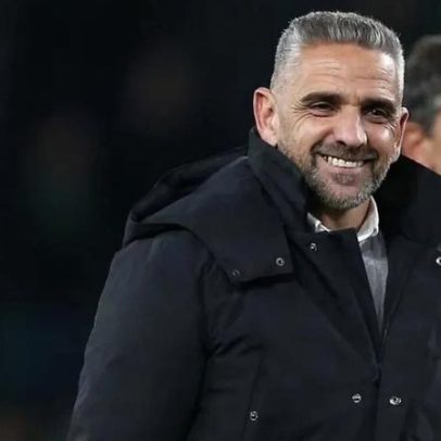 Rui Borges é treinador do mês de fevereiro à frente de Vicens e Mourinho