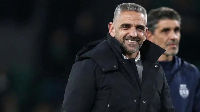 Rui Borges venceu quatro dos cinco jogos disputados em fevereiro