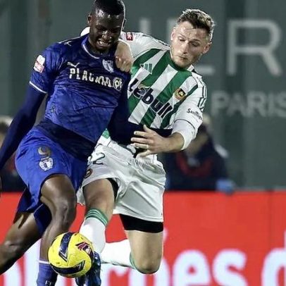 Abubakar mostra veia goleadora nos sub-23 do Famalicão