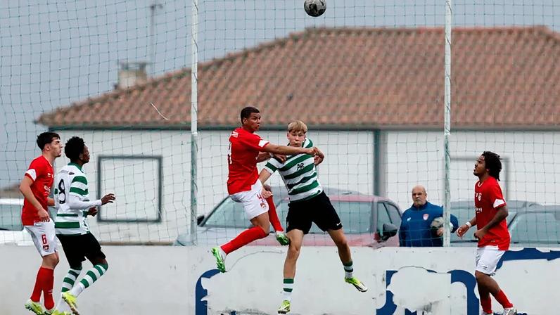 O Santa Clara saiu por cima no embate com os leões