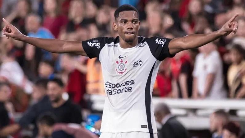 André, médio do Corinthians