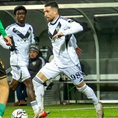 Kikas muda-se para a 2.ª divisão da Bélgica após reuniões com Luís Campos