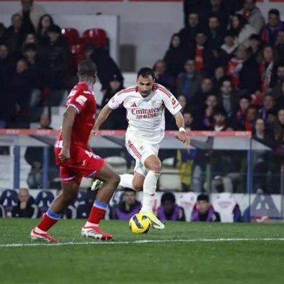 Benfica vence Gil Vicente por 2-1