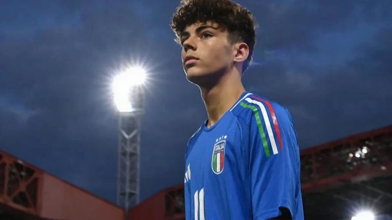 Inácio, craque de 17 anos, estreia-se pelo Dortmund