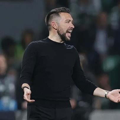 Farioli comenta falta, gesto de Suárez e 20 minutos de Sporting no balneário