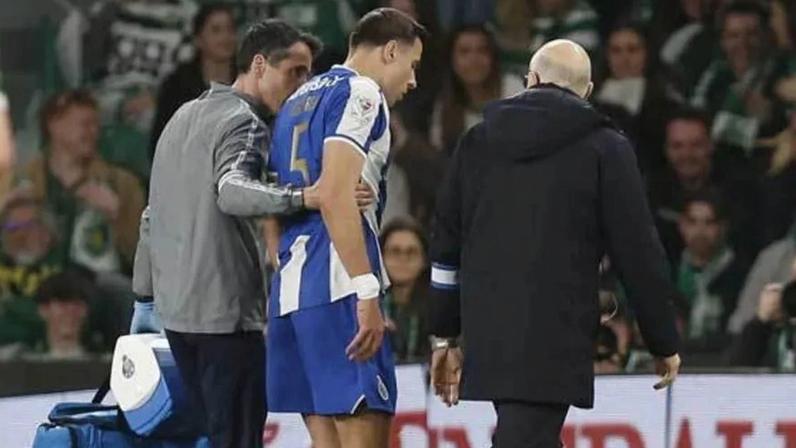 Bednarek lesionado no Estádio de Alvalade