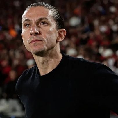 Filipe Luís despede-se do Flamengo em tom emocionado, afirma sair em paz