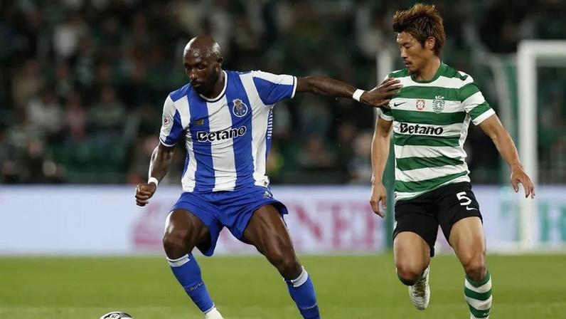 Hidemasa Morita cumpriu o 150.º jogo pelo Sporting frente ao FC Porto