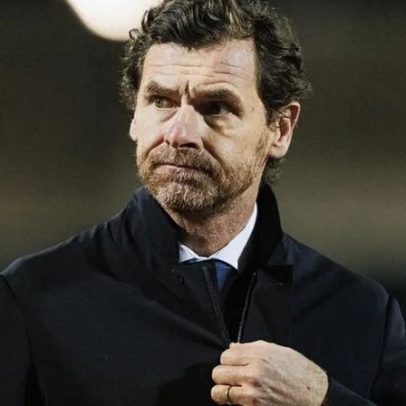 Villas-Boas critica Benfica com referências a missas, padres e Gonçalves