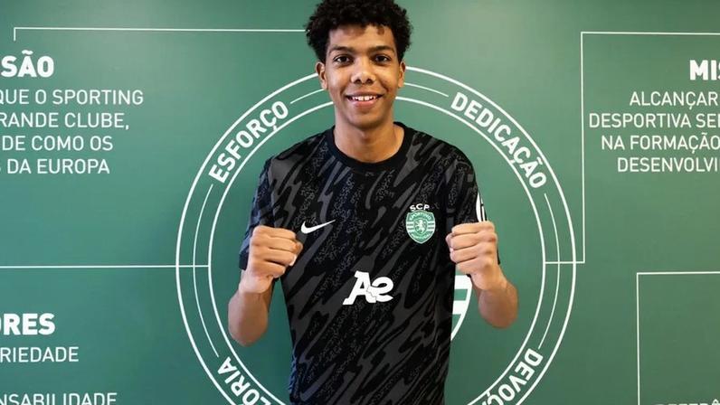 Tiago Gimo assinou contrato com o Sporting