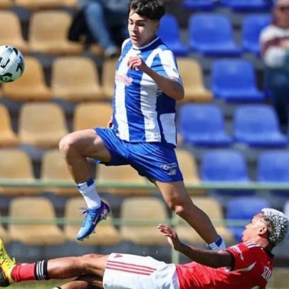 Porto vence Benfica por 3-2 e fica com vantagem no duelo