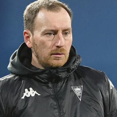 Ian Cathro em ascensão em destaque na World Soccer